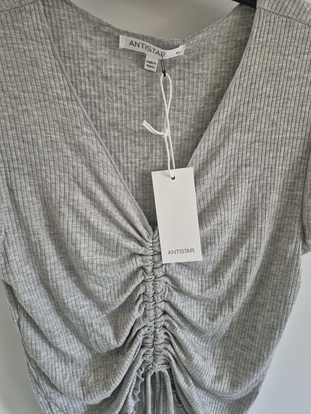 Antistar Gray Ribbed Ruched V-Neck Crop Top - Picture 4 of 4